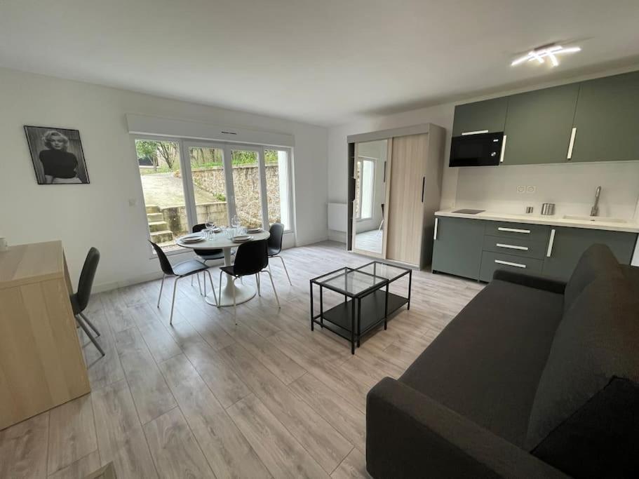 Apartment 01.studio#creteil#loft#cinema